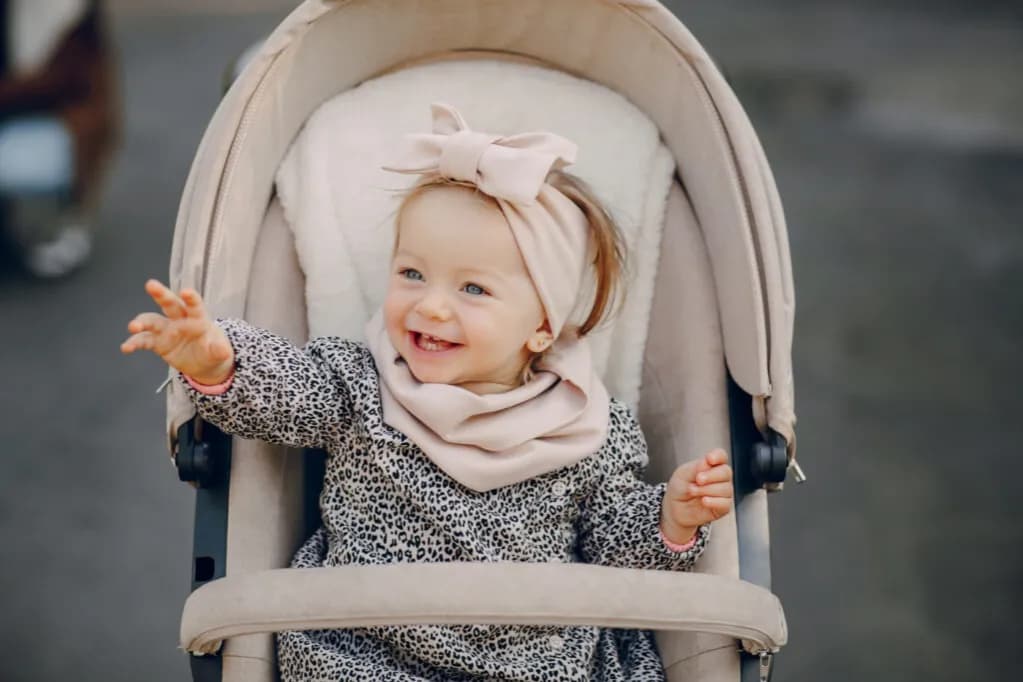 Temperatury jak ubrać dziecko na spacer, aby uniknąć przegrzania i wychłodzenia