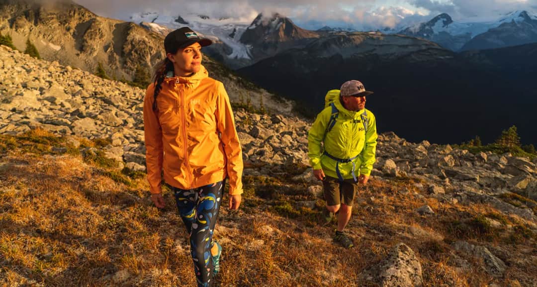 Co ubrać w góry, aby uniknąć zimna i mokrych ubrań?