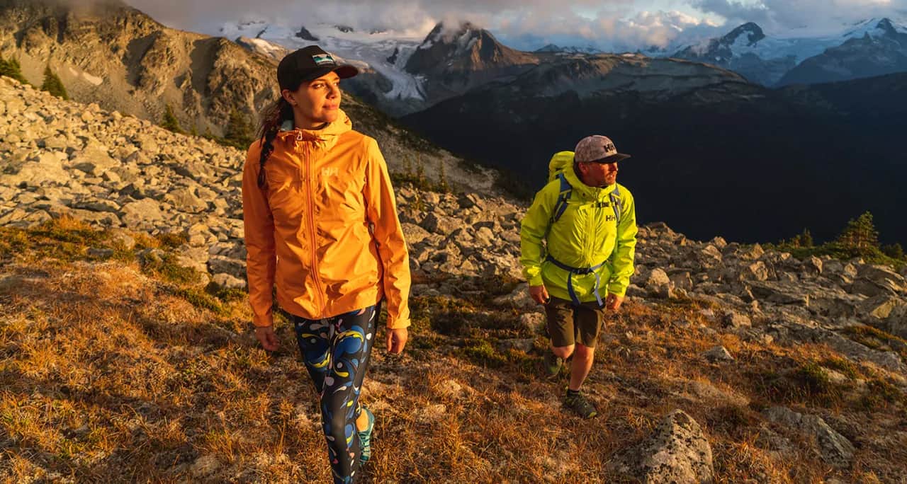 Co ubrać w góry, aby uniknąć zimna i mokrych ubrań?