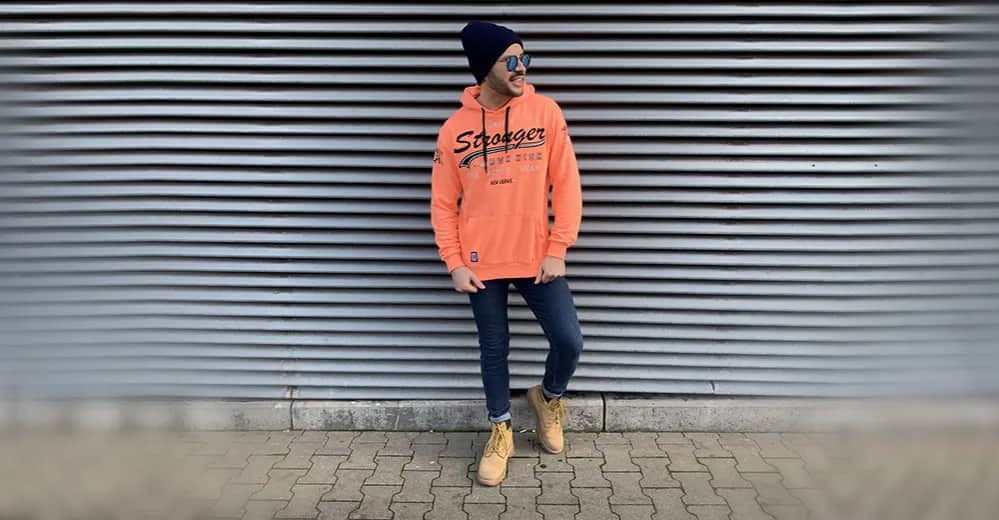 Jak przerobić bluzę z kapturem na modny i unikalny styl