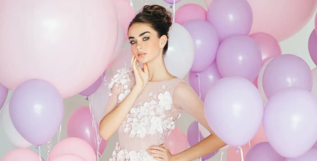 W co się ubrać na 18 stkę - stylowe pomysły na każdą imprezę